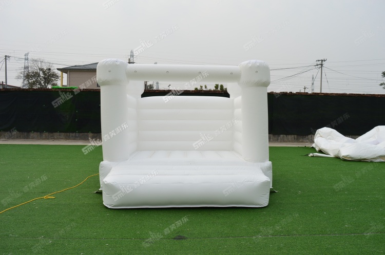 YKB054 White Wedding Bouncy Castle