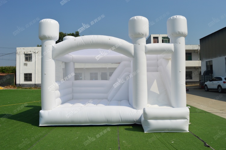 YKB064 White Wedding Bouncy Castle