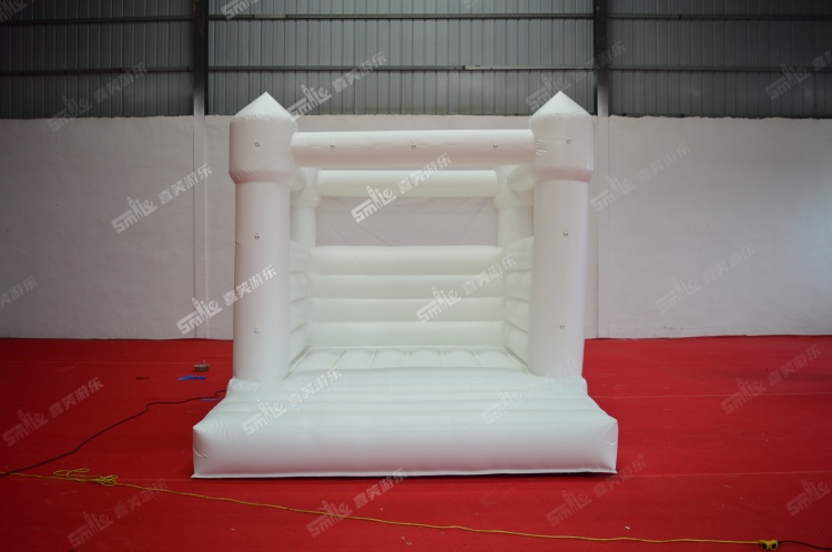 YKB065 White Wedding Bouncy Castle