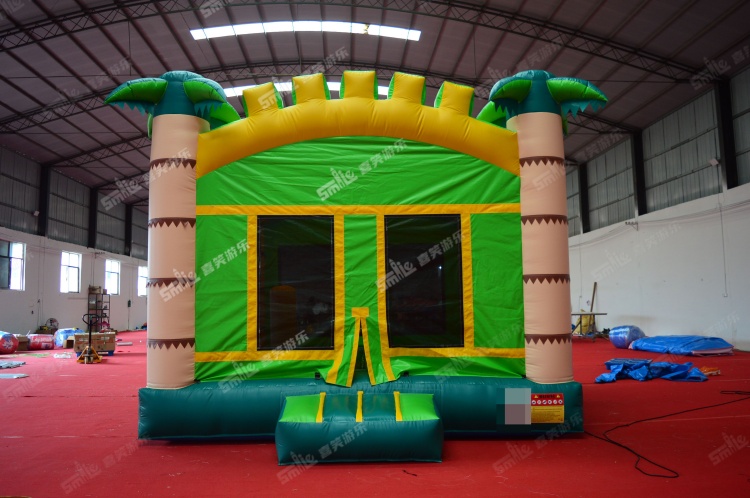 YKB072 Jungle Bounce House