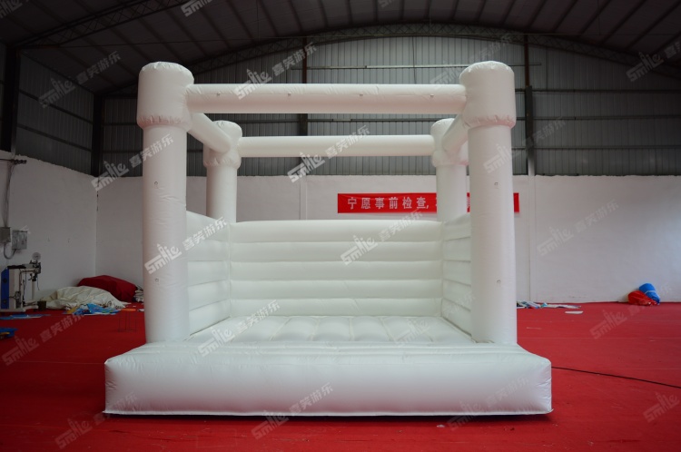 YKB077 White Wedding Bouncy Castle