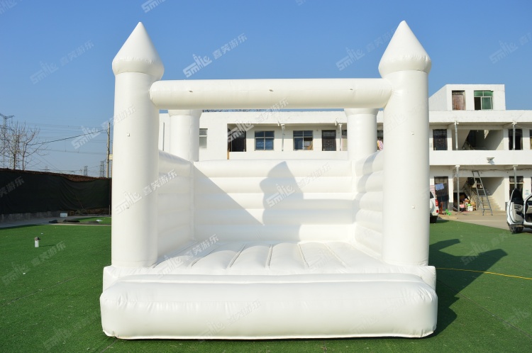 YKB081 White Wedding Bouncy Castle