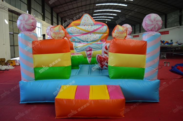 YKB090 Candy Bouncy Castle