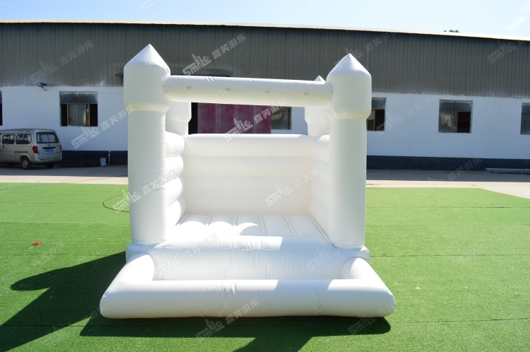 YKB096 White Wedding Bouncy Castle