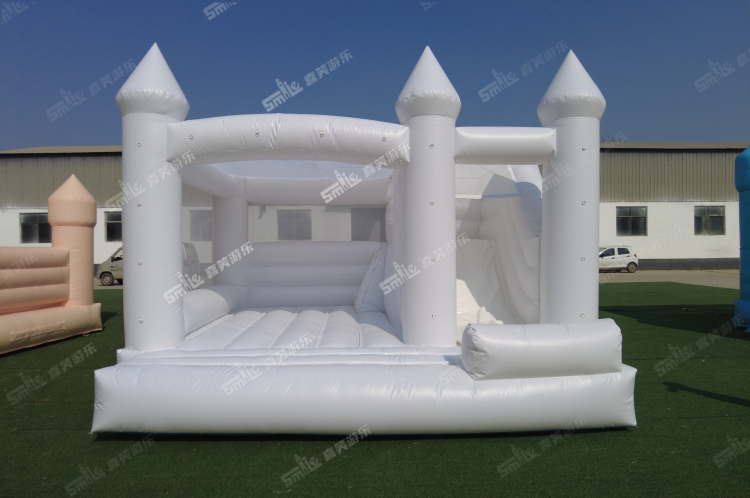 YKC019 White Wedding Inflatable Combo