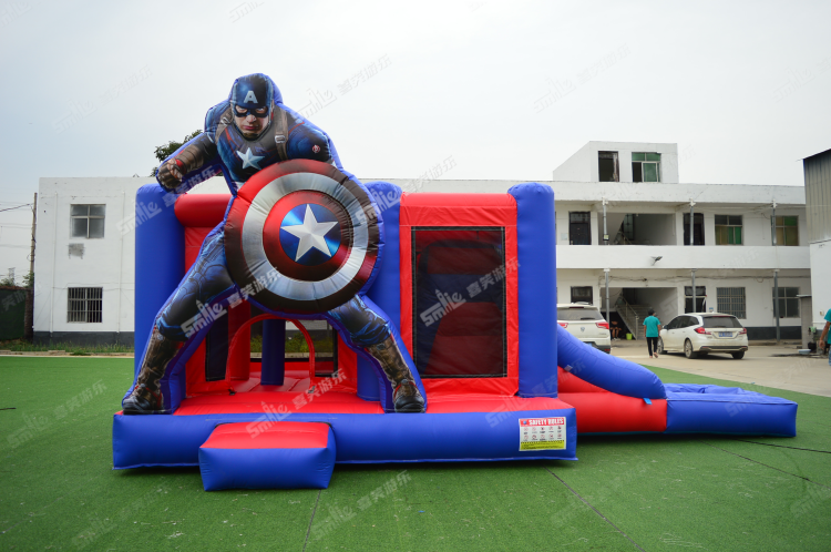 YKC063 Marvel Inflatable Combo