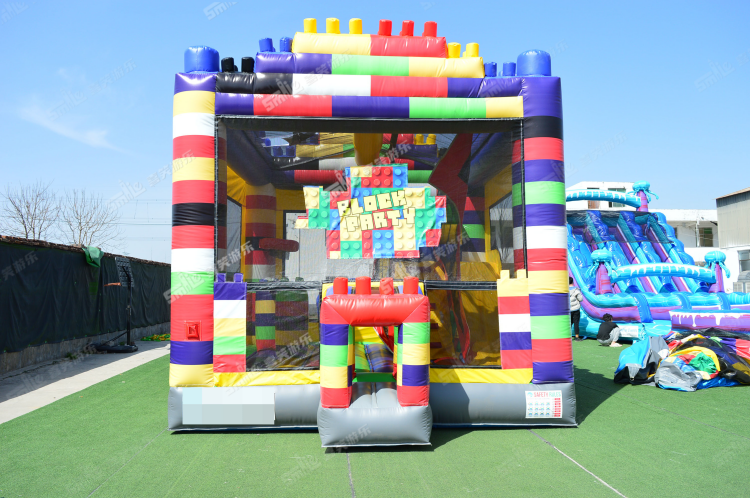 YKC155 Lego Inflatable Combo