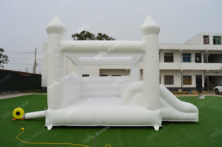 YKC210 White Wedding Bouncy Combo