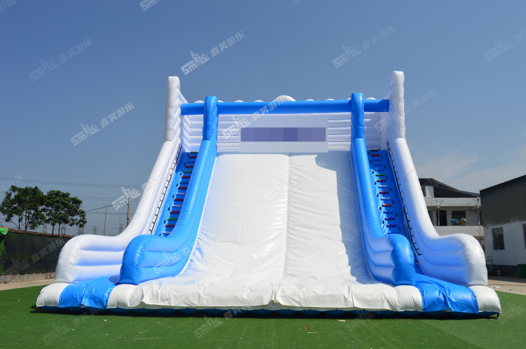 YKH013 Everest Inflatable Slide