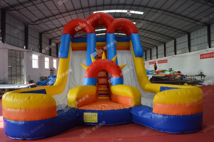 YKW053 Dual Lane Inflatable Waterslide