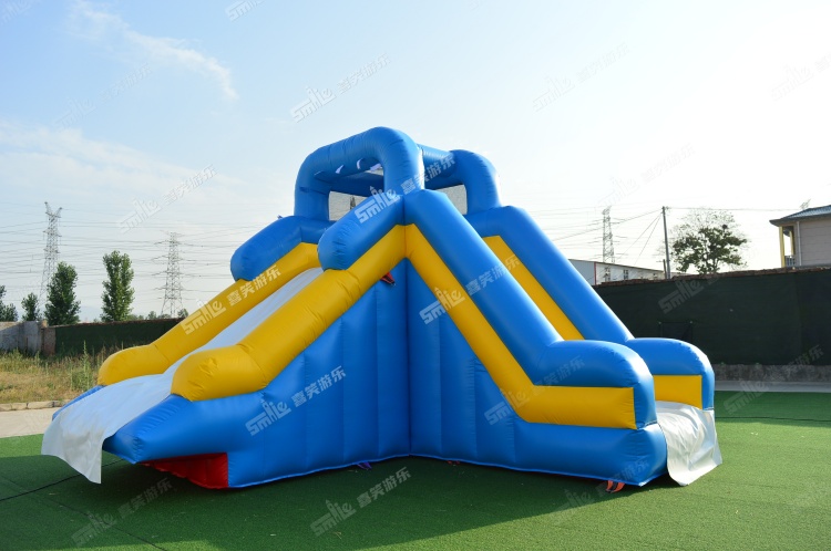 YKW081 Custom Waterslide Inflatable