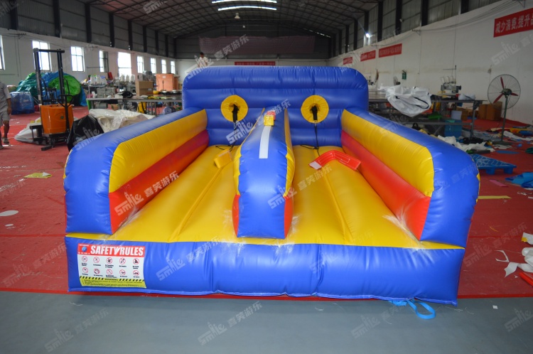 YKG006 Inflatable Bungee Run