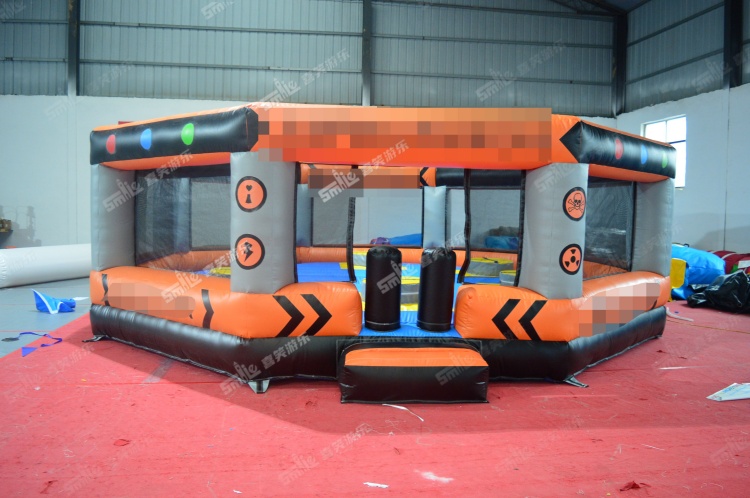 YKG019 Inflatable Meltdown Game