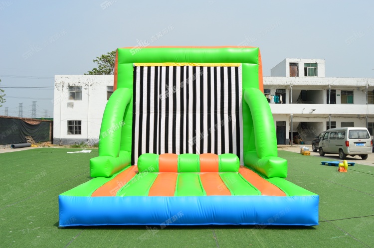 YKG060 Inflatable Velcro Wall