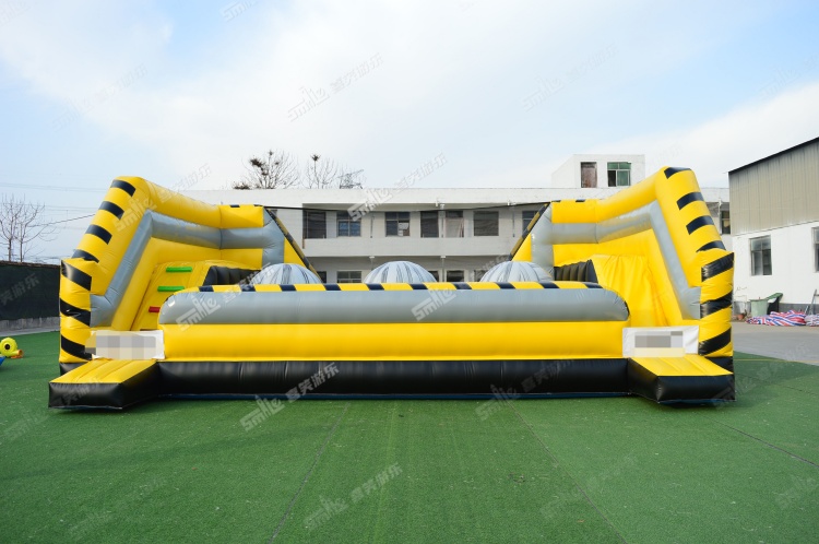 YKG141 Inflatable Wipeout