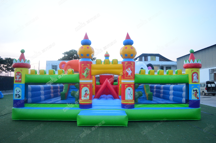 YKF015 Disney Inflatable Playground