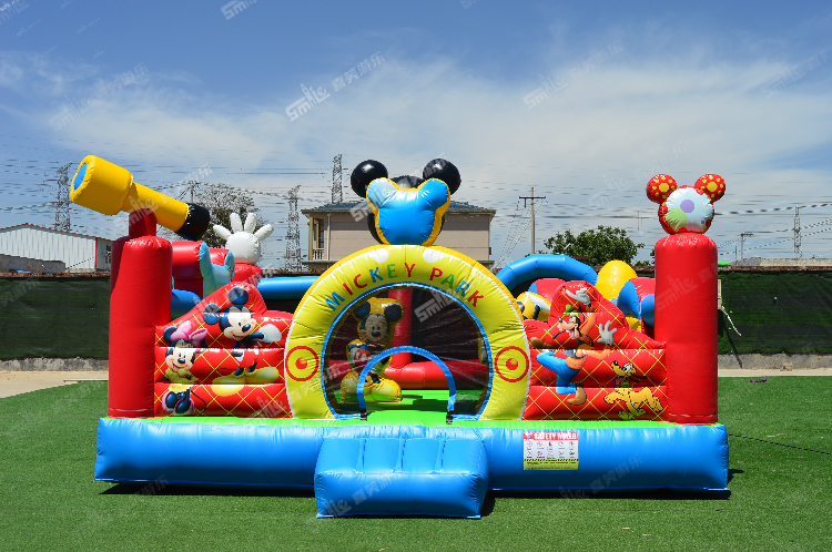 YKF017 Mickey Park Inflatable Fun Park